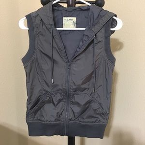 Old Navy Grey Short Sleeve Windbreaker Hoodie Vest